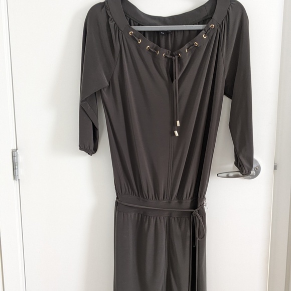 Le chateau olive mini dress - Picture 2 of 4